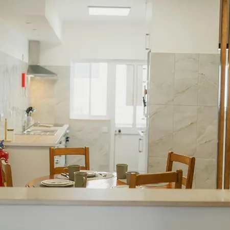 15 - Vivenda Adelino Martins Feriehus *