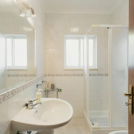 Feriehus 15 - Vivenda Adelino Martins Ferrel (Leiria)