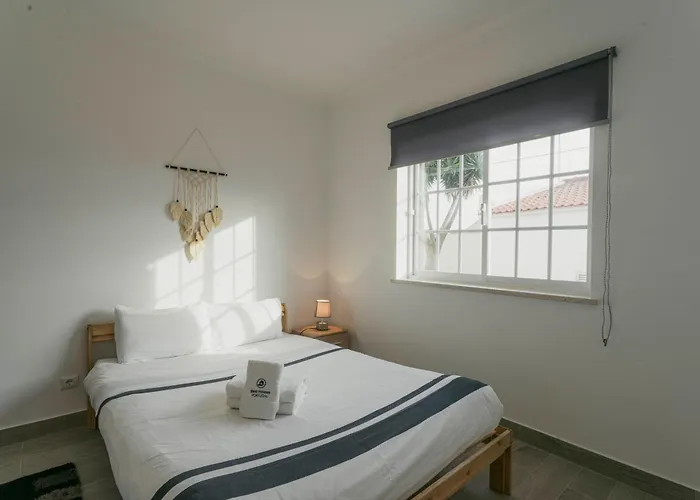 15 - Vivenda Adelino Martins